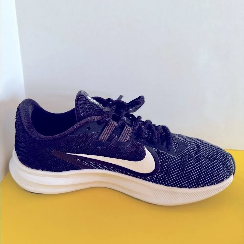 Nike Downshifter 9 Running Training Sneakers Women Size US 8